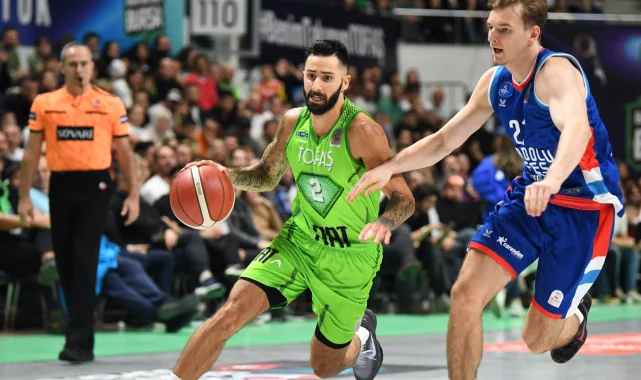 TOFAŞ ligde Anadolu Efes'e konuk oluyor