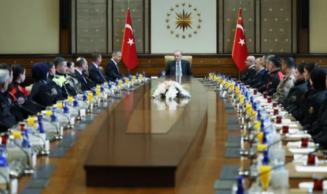 Türk Polis Teşkilatı heyeti Külliye'de