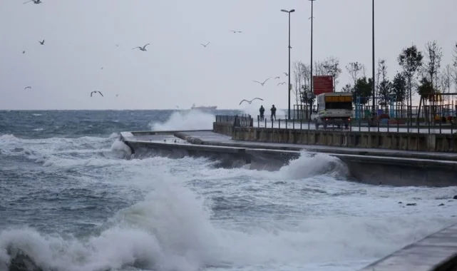 Türkiye'de yerel sağanak alarmı! Kuvvetli rüzgar da geliyor