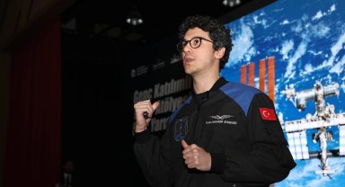 Uzaya çıkan ikinci astronot Sakarya'da: Uzaydan dünyayı görmek tarifsizdi