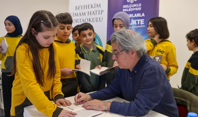 Yazarlar öğrencilerle bir araya geliyor