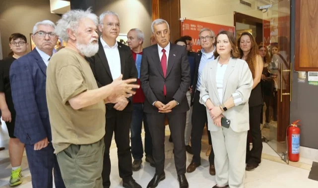 Bursa Büyükşehir'den Nâzım Hikmet anısına sempozyum