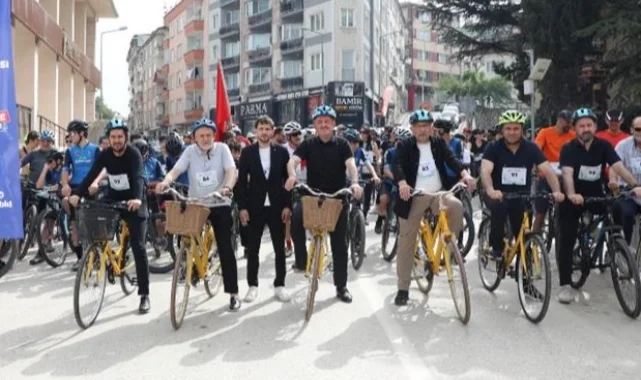 Bursa İnegöl'de pedallar temiz gelecek için döndü