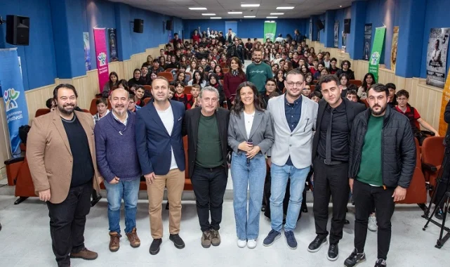Bursa'da Festival Söyleşileri'ne Erke Tümer ve Erdal Hoş'la veda
