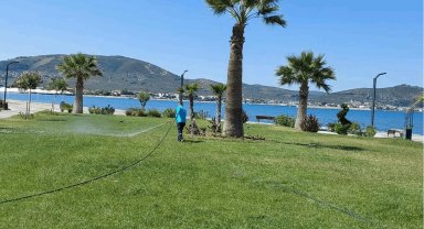 Büyükşehir ekipleri haşereye geçit vermiyor