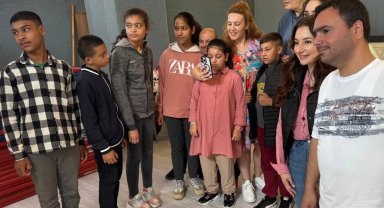 Engelsiz hobi atölyelerinde özel öğrenciler arkadaşlıklarını pekiştiriyor