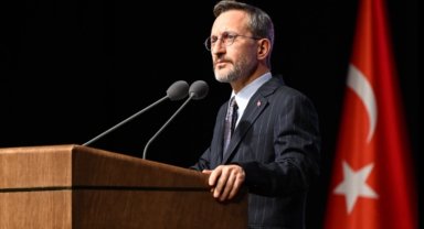 Fahrettin Altun'dan İsrail'in İHH görevlilerine saldırısına kınama