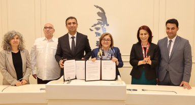"Güzel Sanatlar Lisesi Tiyatro Bölümü Eğitimi" protokolü imzalandı
