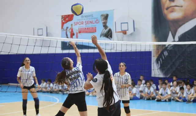 İzmir Karabağlar'da 19 Mayıs Spor Şenliği heyecanı