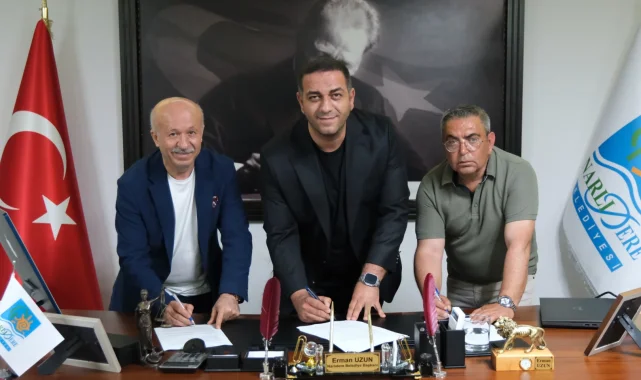 İzmir Narlıdere'de, toplu iş sözleşmesinde imzalar atıldı