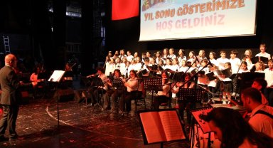 İzmit Sanat Akademisi'nden muhteşem yıl sonu konseri