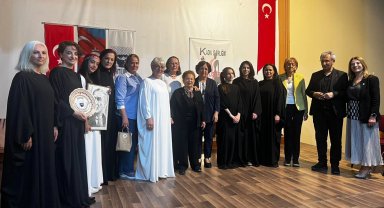 KİGDER'den 'Bana Ellerini Ver' oyunu