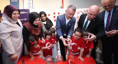Kocaeli'de KO-MEK'in eserleri göz kamaştırdı
