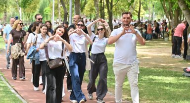 Manisa'da adım adım sağlıklı yürüyüş