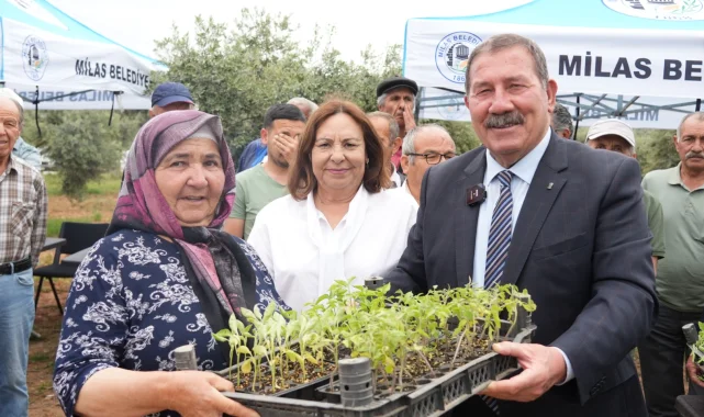 Muğla Milas'ta 300 üreticiye dağıtım gerçekleştirildi