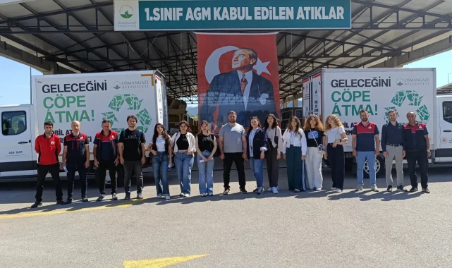 Öğrenciler kapı kapı dolaşılarak halka çevre bilinci kazandırıyor