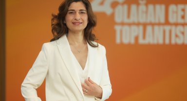 PERYÖN'de Eylem Derya Özgür ile yeni dönem
