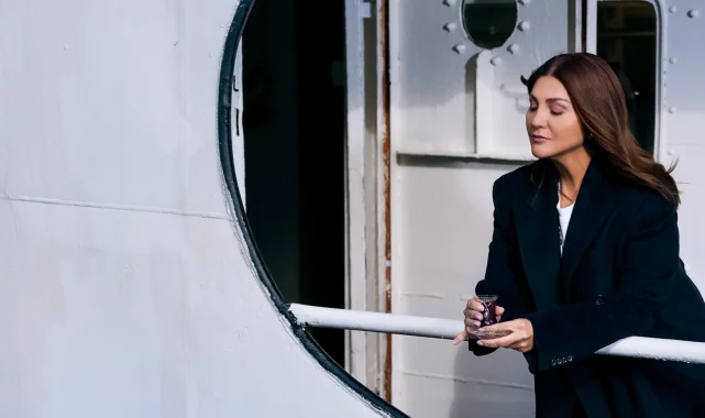 Sibel Can'dan İstanbul Boğazı'nda 'Pes'!