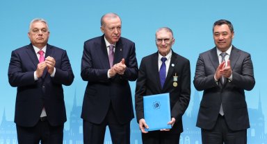 Türk Devletleri'nden Aziz Sancar'a 'Ali Şir Nevai Ödülü'