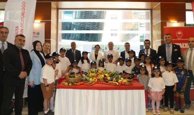 Uluslararası Bitki Sağlığı Günü Antalya'da kutlandı