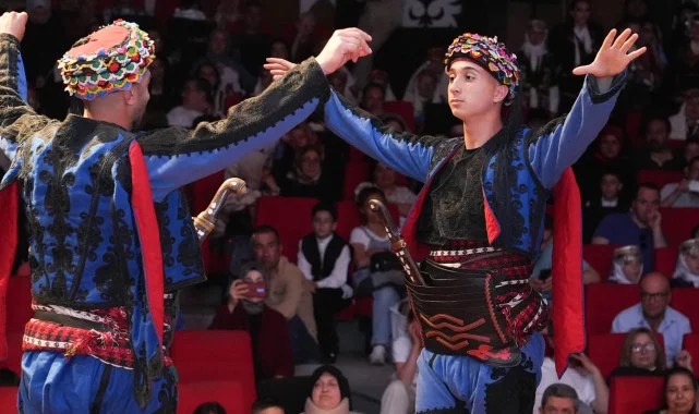 'Yedi Bölge Tek Yürek' gösterisine büyük ilgi