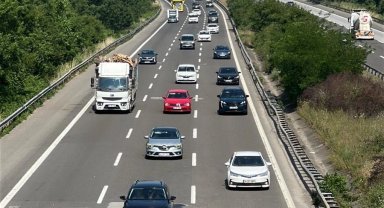 Anadolu Otoyolu'nda bayram trafiği başladı