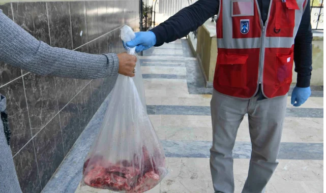 Ankara'da 3 tondan fazla et dağıtıldı