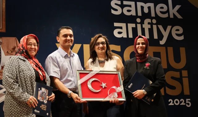 Arifiye SAMEK'te yılsonu heyecanı: Sanat ve emek bu sergide buluştu