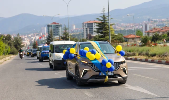 Bilecik'te sünnet töreninde TOGG'lu kortej