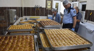 Bursa Karacabey Zabıtası bayram öncesi denetimleri sıklaştırdı