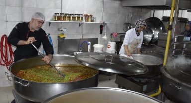Bursa Karacabey'de aşevi ihtiyaç sahiplerine umut oluyor