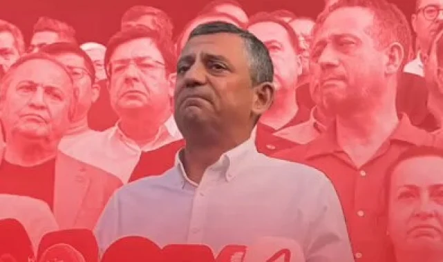 CHP lideri Özel'den Zeyrek'e duygusal veda