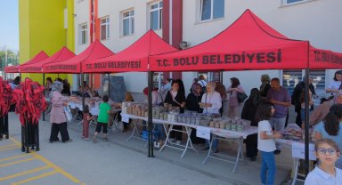 Düğün yapanlara masa-sandalye-çadır bedava