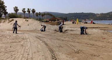 Efes Selçuk'ta bayram sonrası temizlik seferberliği