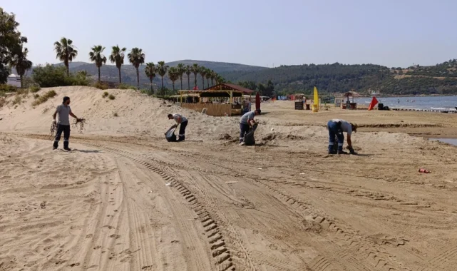 Efes Selçuk'ta bayram sonrası temizlik seferberliği