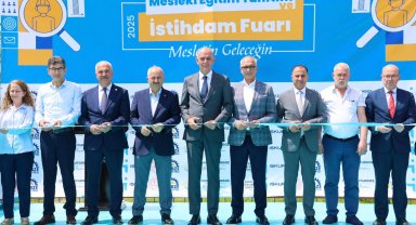 Gebze'de Mesleki Eğitim Tanıtım ve İstihdam Fuarı açıldı