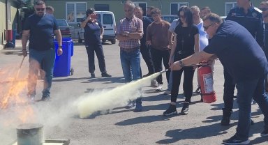 Gölcük Belediyesi personeline yangın eğitimi