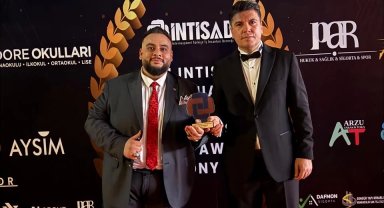 İş insanı Alioğlu'na İNTİSAD'dan başarı ödülü
