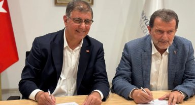 İZDENİZ'de imzalar atıldı