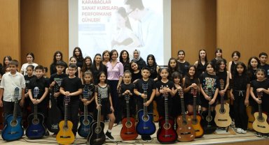 İzmir Karabağlar'da sanat dolu günler devam ediyor