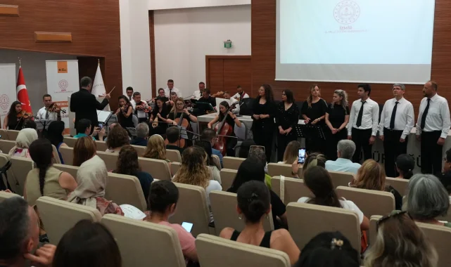 İzmir Öğretmen Akademileri'nde kültür ve sanatla buluşuldu