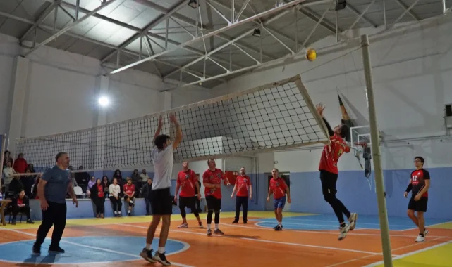Keşan DOÇEK, Edirne Voleybol Turnuvası'nda parkeye çıkıyor