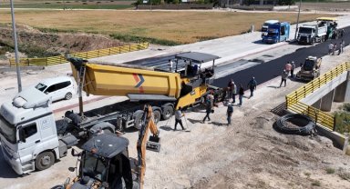 Konya Karaaslan Mahallesi'ne sıcak asfalt