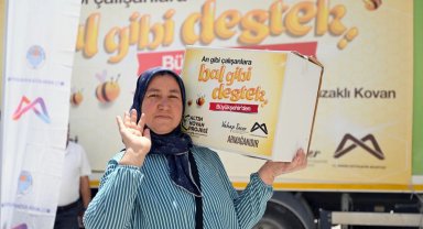 Mersin Büyükşehir'den arıcılara "Bal Gibi" destek