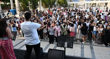 Mersin'de öğrencilere YKS öncesi moral etkinliği
