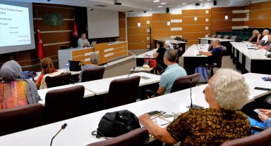 Sebzeciliğin temelleri bilimsel yöntemlerle anlatıldı