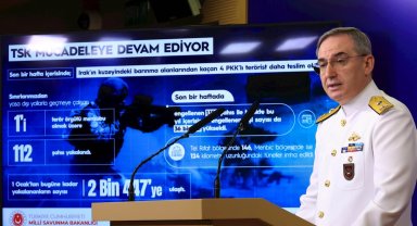 Terörle mücadelede kararlı adımlar... 4 PKK'lı daha teslim oldu, tüneller imha edildi
