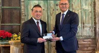 Vali Sözer'e Beykoz'dan veda yemeği