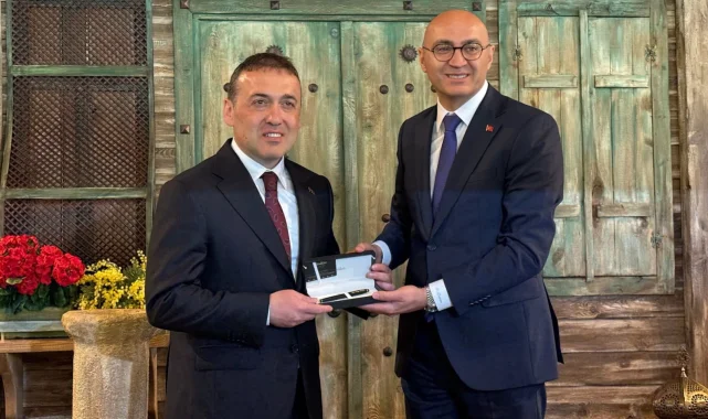 Vali Sözer'e Beykoz'dan veda yemeği