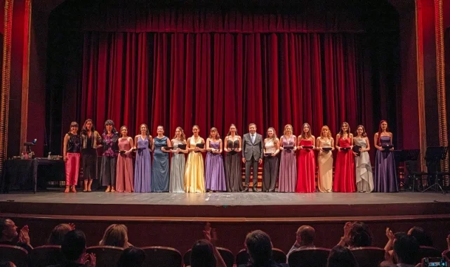 Yarının Kadın Yıldızları İstanbul Müzik Festivali'nde parladı